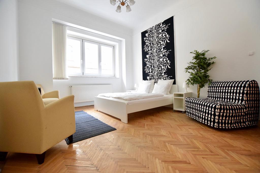 Budget Apartment by Hi5 - Akácfa 4 Budapeste Exterior foto